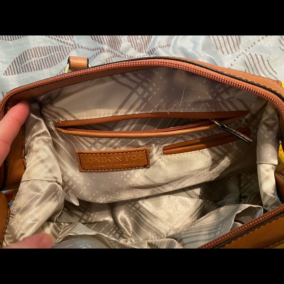 London Fog Lark Mini Leather Satchel - Picture 3 of 4